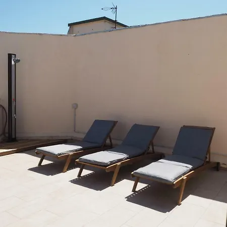 Appartement toit terrasse 6-8 couchages Ajaccio (Corsica)