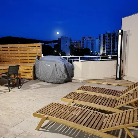 Appartement toit terrasse 6-8 couchages Ajaccio (Corsica)