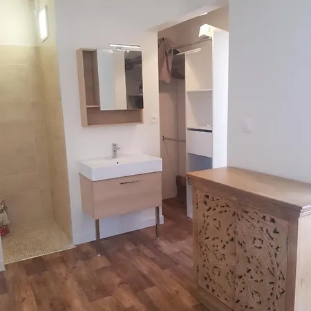 Apartment Appartement Toit Terrasse 2 Chambres